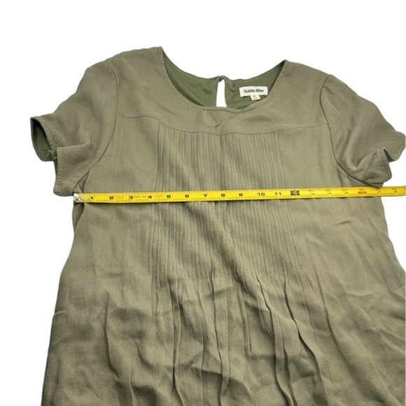 Effortless Elegance: Hidden Alley‎ Medium Dress - Picture 9 of 10